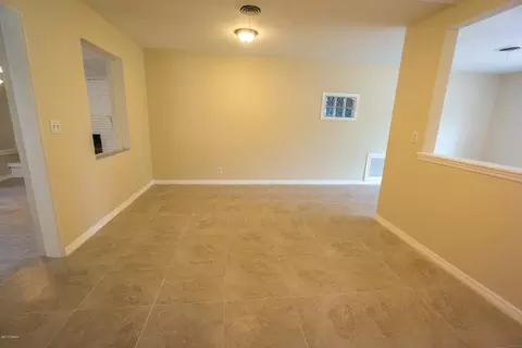 78 Hernandez Ave, Ormond Beach, FL 32174 photo 4