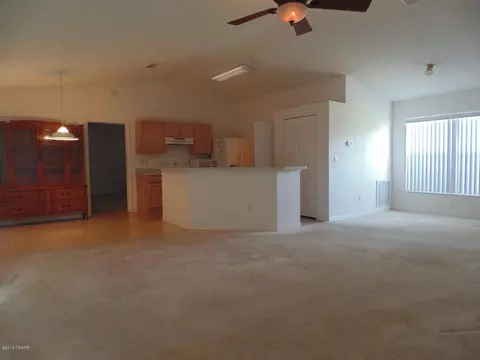 19 Silver Cir, Edgewater, FL 32141 photo 3
