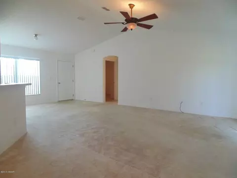 19 Silver Cir, Edgewater, FL 32141 photo 2