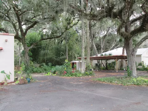 255 Tropical Ln, Ormond Beach, FL 32174 photo 2