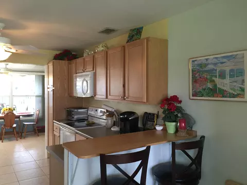 22 Beechwood Dr, Ormond Beach, FL 32176 photo 3
