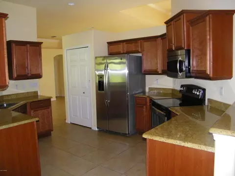 114 Chrysanthemum Dr, Ormond Beach, FL 32174 photo 5