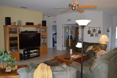 317 Mariners Gate Dr, Edgewater, FL 32141 photo 4