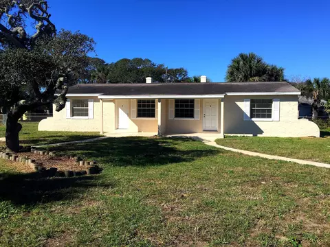 4 Cypress Cir, Ormond Beach, FL 32176 photo 2