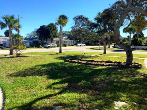 4 Cypress Cir, Ormond Beach, FL 32176 photo 8