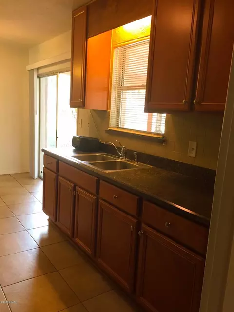1704 Queen Palm Dr, Edgewater, FL 32132 photo 4