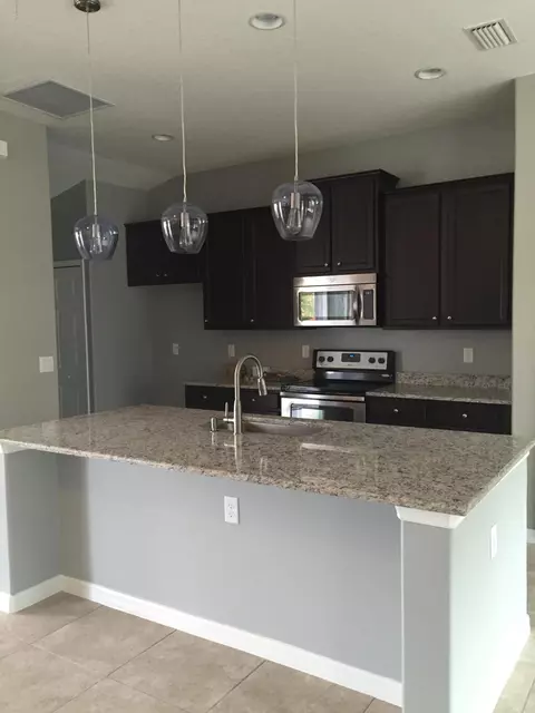 1501 Springleaf Dr, Ormond Beach, FL 32174 photo 2