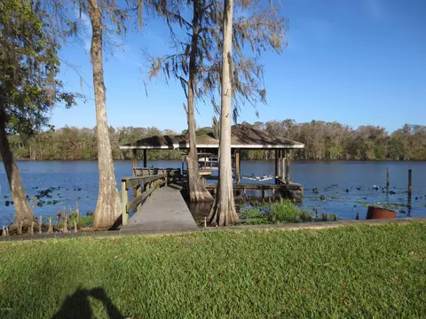 55030 Riverview Dr, Astor, FL 32102 photo 3