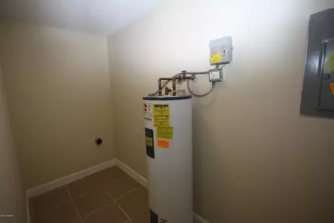 2309 Date Palm Dr, Edgewater, FL 32141 photo 10