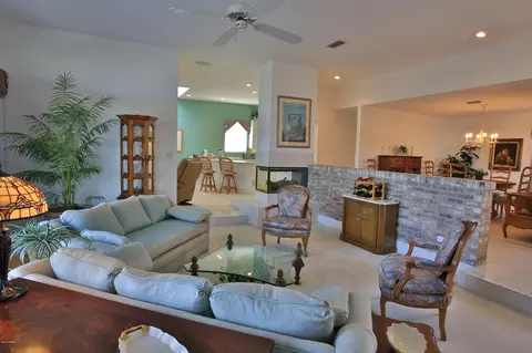 37 Kingsley Cir, Ormond Beach, FL 32174 photo 6