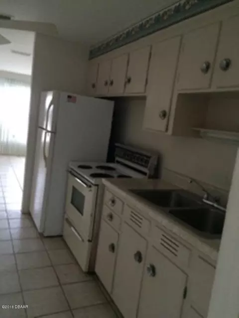 21 River Shore Dr, Ormond Beach, FL 32176 photo 9