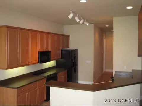 1204 Crown Pointe Ln, Ormond Beach, FL 32174 photo 11