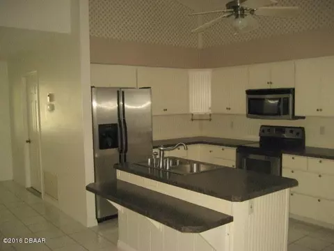 16 Marjorie Trl, Ormond Beach, FL 32174 photo 4