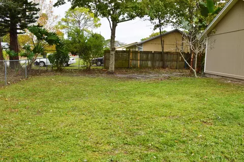 3231 Unity Tree Dr, Edgewater, FL 32141 photo 14