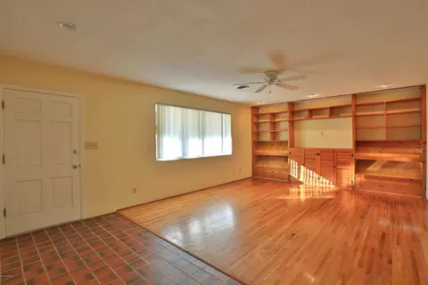 53 S Capri Dr, Ormond Beach, FL 32174 photo 3