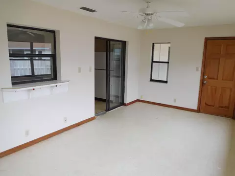 545 Pinewood St, Ormond Beach, FL 32176 photo 9