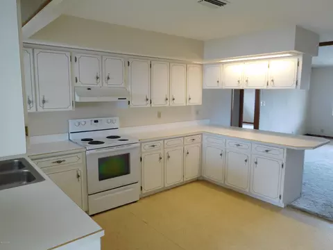545 Pinewood St, Ormond Beach, FL 32176 photo 6