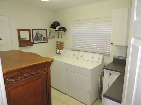 99 Laurie Dr, Ormond Beach, FL 32176 photo 12