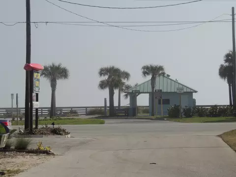 99 Laurie Dr, Ormond Beach, FL 32176 photo 4