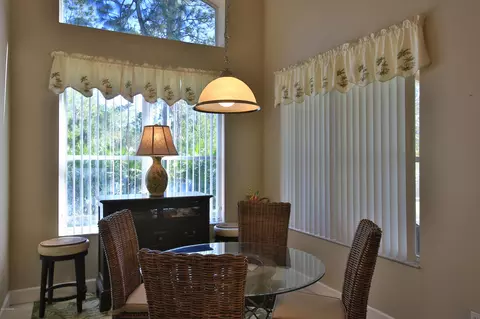 1225 Crown Pointe Ln, Ormond Beach, FL 32174 photo 8