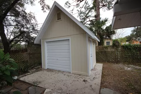 1322 Queen Palm Dr, Edgewater, FL 32132 photo 15