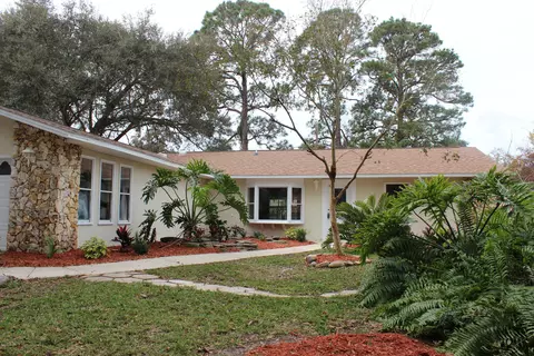 1322 Queen Palm Dr, Edgewater, FL 32132 photo 2