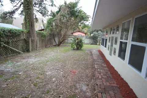 1322 Queen Palm Dr, Edgewater, FL 32132 photo 17