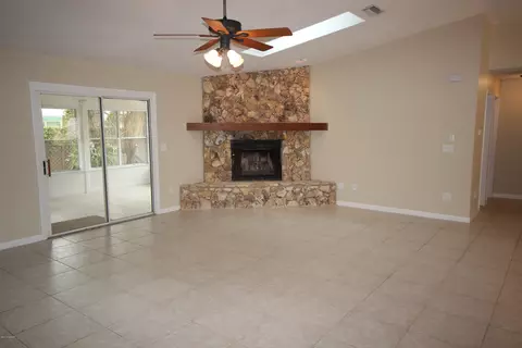 1322 Queen Palm Dr, Edgewater, FL 32132 photo 9