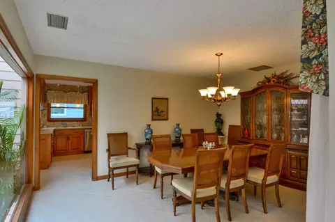 1509 Oak Forest Dr, Ormond Beach, FL 32174 photo 10