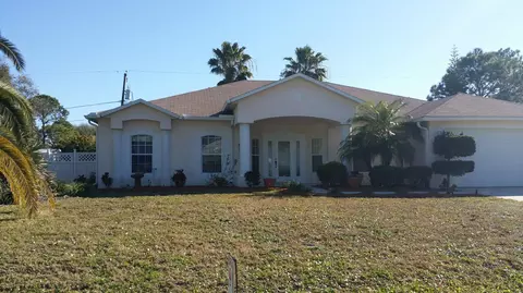 2229 Silver Palm Dr, Edgewater, FL 32141 photo 1