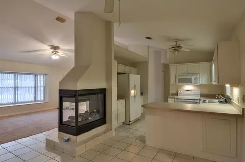 2114 Mango Tree Dr, Edgewater, FL 32141 photo 9