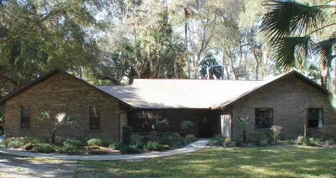 1305 Mandan Ln, Ormond Beach, FL 32174 photo 1