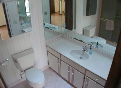 1305 Mandan Ln, Ormond Beach, FL 32174 photo 8