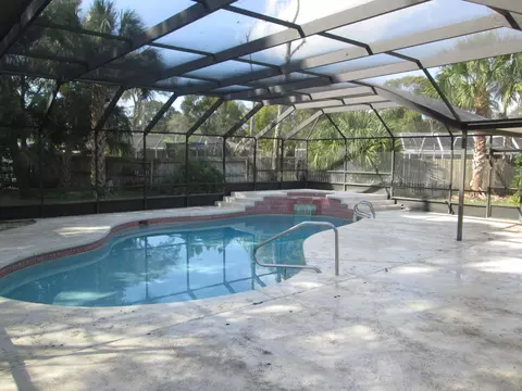 4 Aztec Trl, Ormond Beach, FL 32174 photo 2