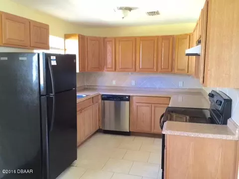 608 N Fifth St, Bunnell, FL 32110 photo 2