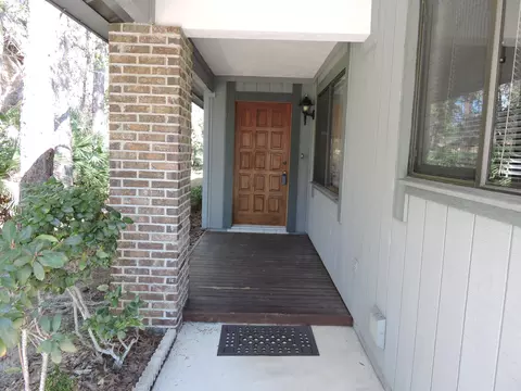 275 Bayridge Ct, Ormond Beach, FL 32174 photo 2