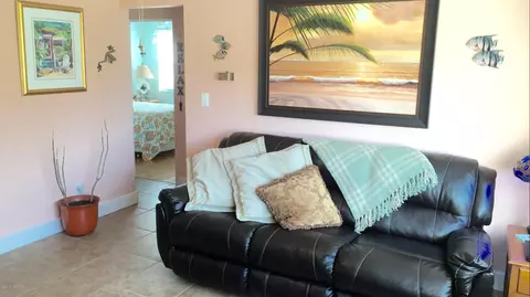 49 Azalea Dr, Ormond Beach, FL 32176 photo 7