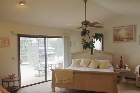 18 Cold Spring Ct, Palm Coast, FL 32137 photo 13
