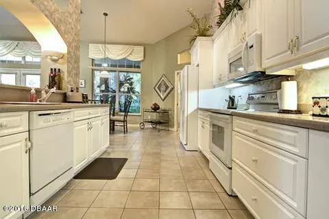 3389 Glenshane Way, Ormond Beach, FL 32174 photo 9