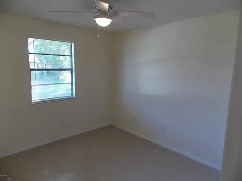 2922 Yule Tree Dr, Edgewater, FL 32141 photo 10