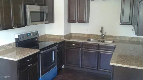 144 Grove St, Ormond Beach, FL 32174 photo 3