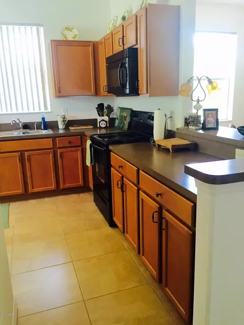 322 Admiralty Ct, Edgewater, FL 32141 photo 12