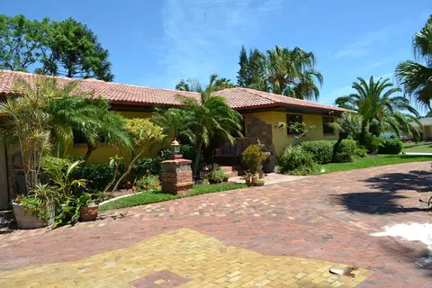 883 Peninsula Dr, Ormond Beach, FL 32176 photo 3