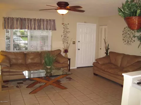 431 Oak Park Cir, Ormond Beach, FL 32174 photo 4