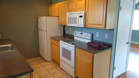 7 Plaza Dr, Ormond Beach, FL 32176 photo 3