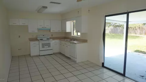 2420 Tamarind Dr, Edgewater, FL 32141 photo 29