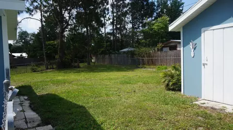 2420 Tamarind Dr, Edgewater, FL 32141 photo 9