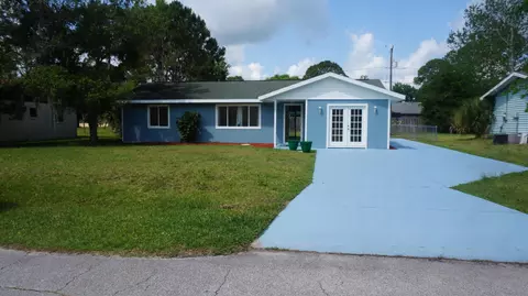 2420 Tamarind Dr, Edgewater, FL 32141 photo 4