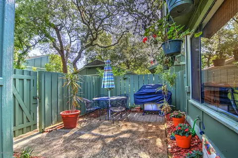 136 Pine Cone Trl, Ormond Beach, FL 32174 photo 2