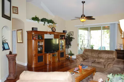 24 Jolynn Dr, Ormond Beach, FL 32174 photo 5